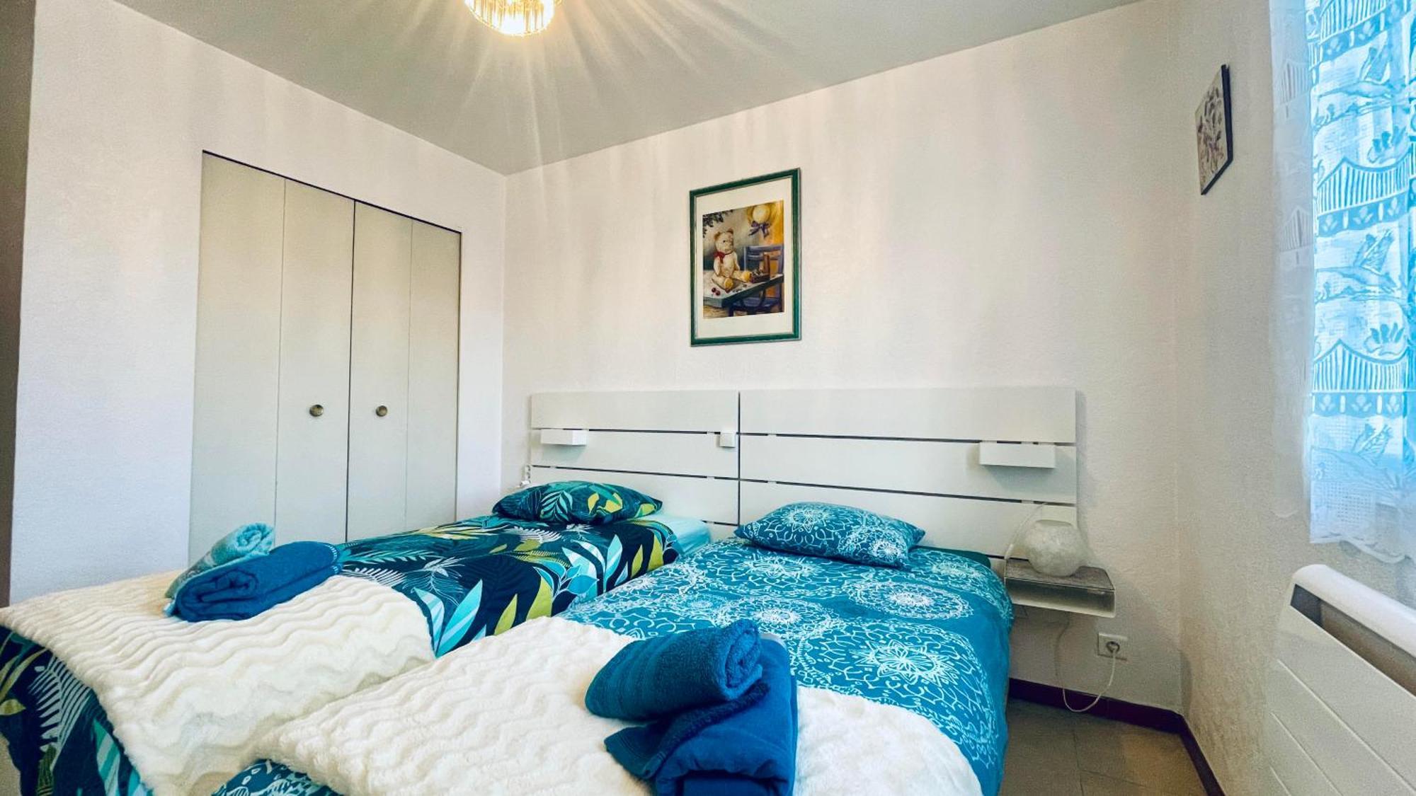 Rendez-Vous Avec Les Cigales - Gite 6 Personnes 100M2 - Piscine Privee - Climatisation Cheval-Blanc Eksteriør billede